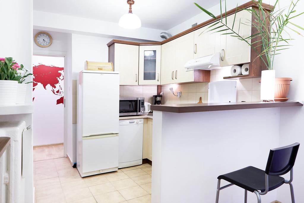 Lovely Garden Flat Near Royal Park Варшава Номер фото